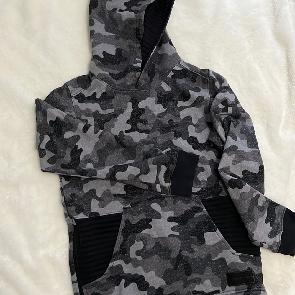 Under Armour Hoodie Sweatshirt